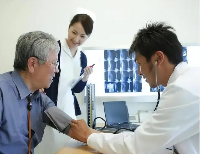 恒溫恒濕柜適用哪些行業?(圖1) 1691395439234.jpg